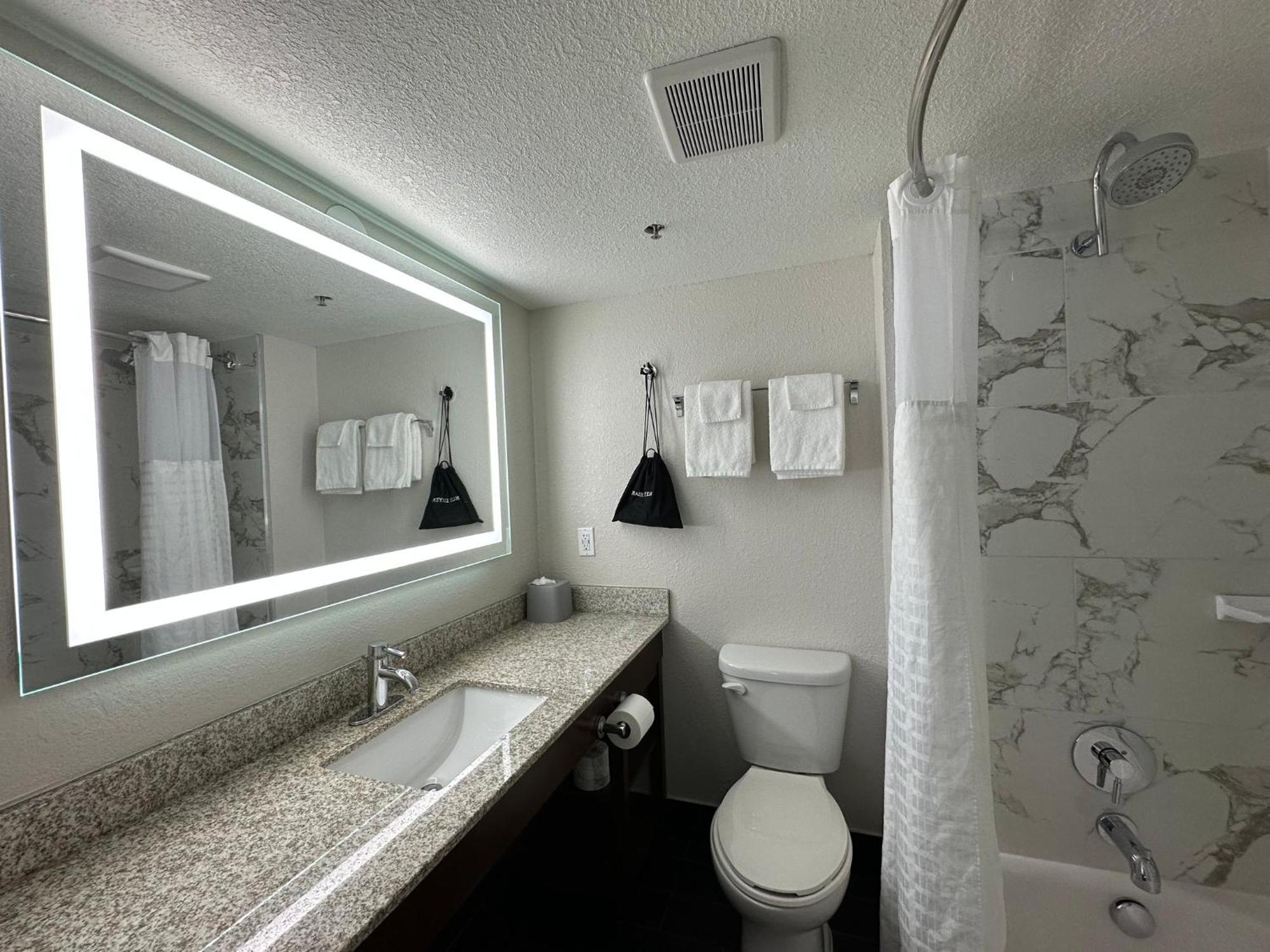 Holiday Inn Express & Suites Eden Prairie - Minneapolis By Ihg Esterno foto